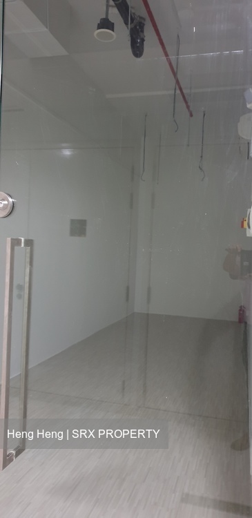 The Promenade@Pelikat (D19), Retail #203001641